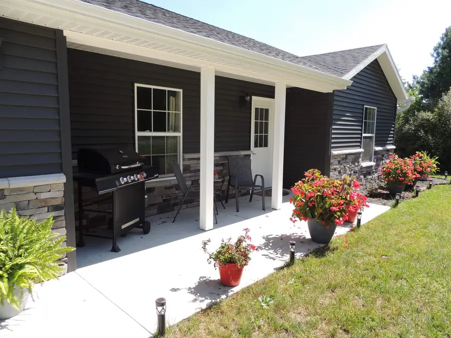 1009 Par, Lake Isabella, MI 48893 - #2