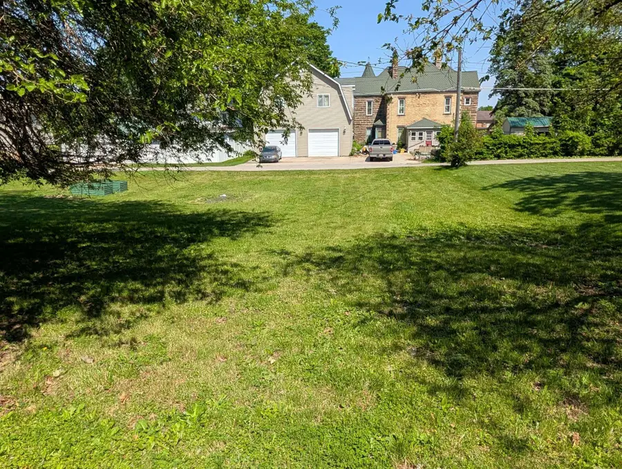 420 N Maple, Ithaca, MI 48847 - #3