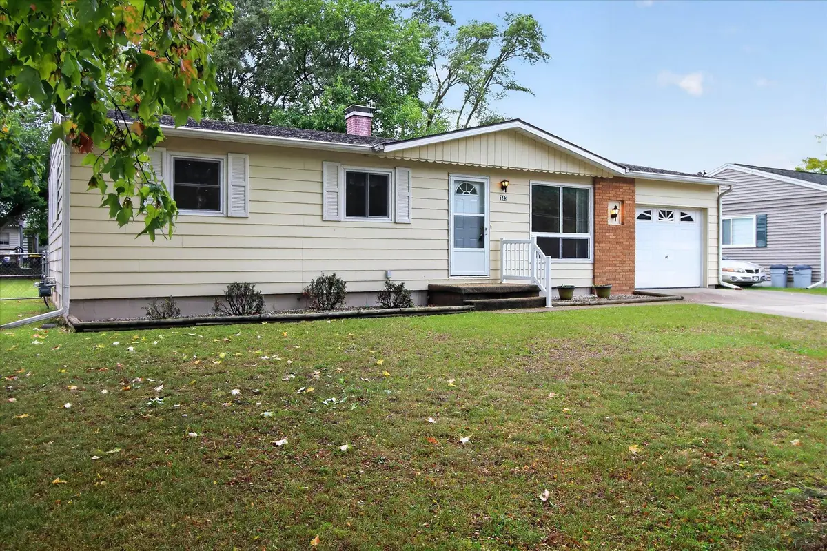 143 W Marshall, Alma, MI 48801 - #1
