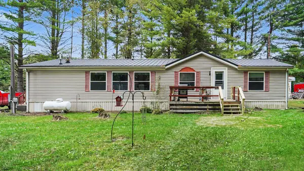 936 N Coleman RD, Shepherd, MI 48883