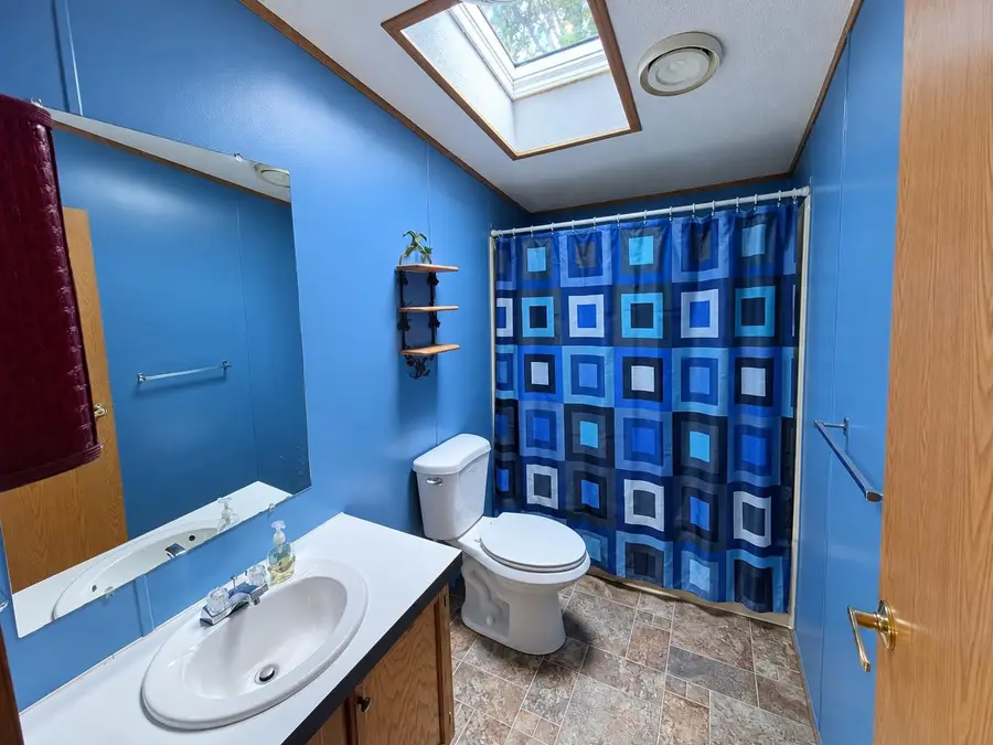 342 E Main ST, Elsie, MI 48831 - #3