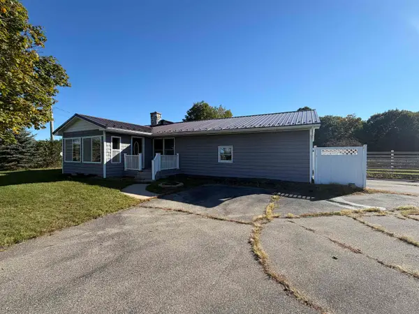 288 30th AVE, SixLakes, MI 48886