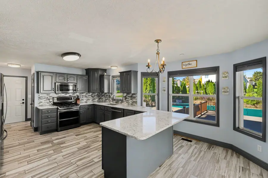 6732 Conestoga DR, Lansing, MI 48917 - #3