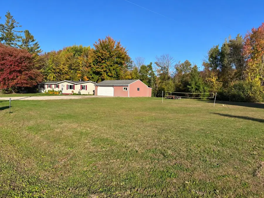 6893 E Baseline RD, Denver, MI 48858 - #2
