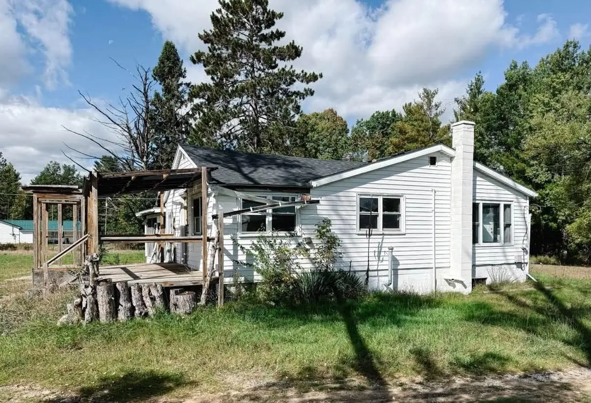 1650 W Washington, Farwell, MI 48622 - #1