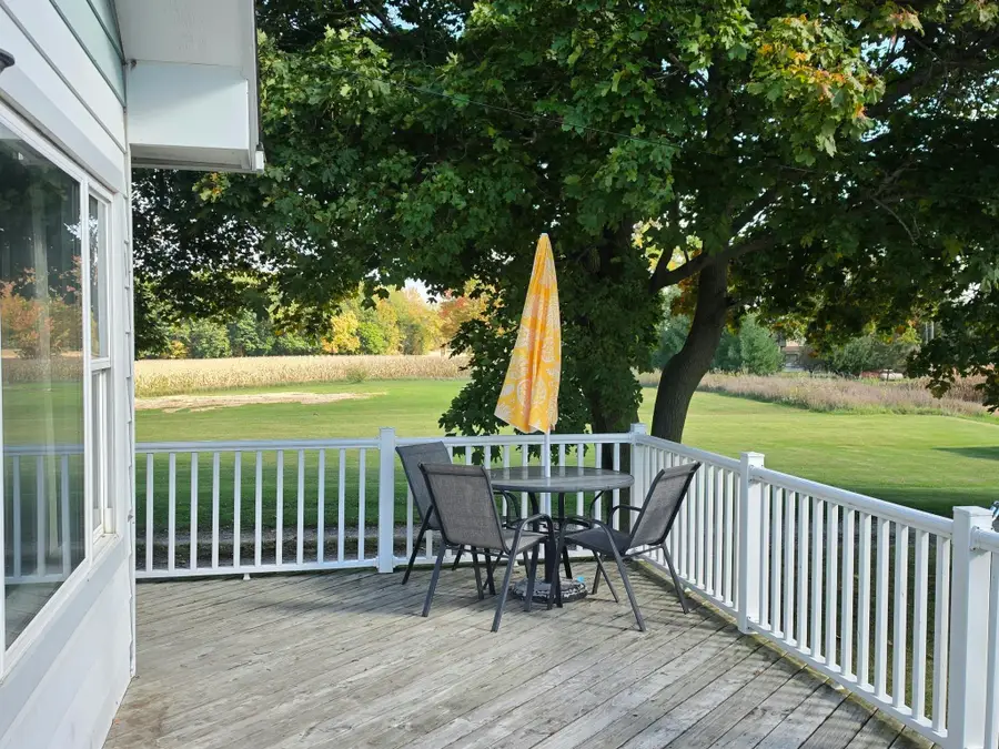 9201 E Jerseyville ST, Shepherd, MI 48883 - #2
