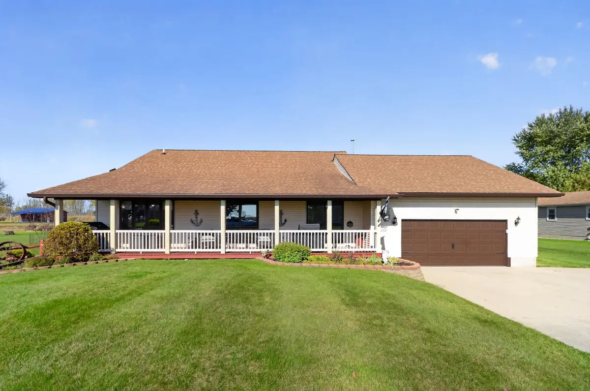 2415 E Bay Ridge DR, Au Gres, MI 48703 - #1