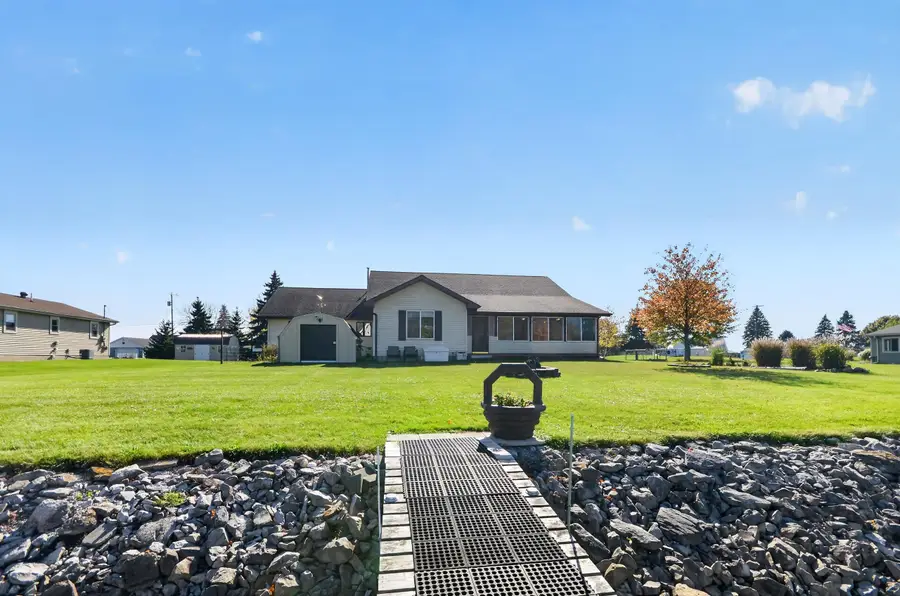 2415 E Bay Ridge DR, Au Gres, MI 48703 - #3