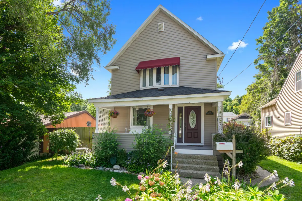 1118 E Alcott Street, Kalamazoo, MI 49001 - #1