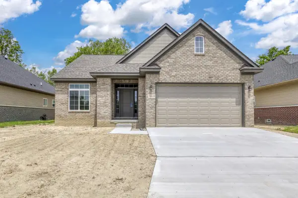31610 Beaver Circle, NewBoston, MI 48164