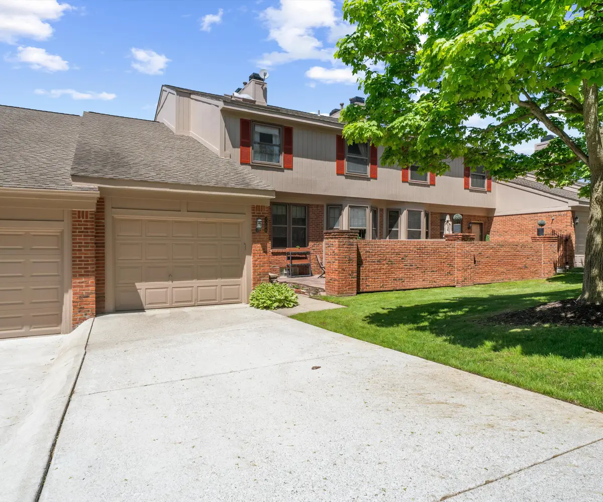 7288 Danbrooke Court, West Bloomfield, MI 48322 - #1