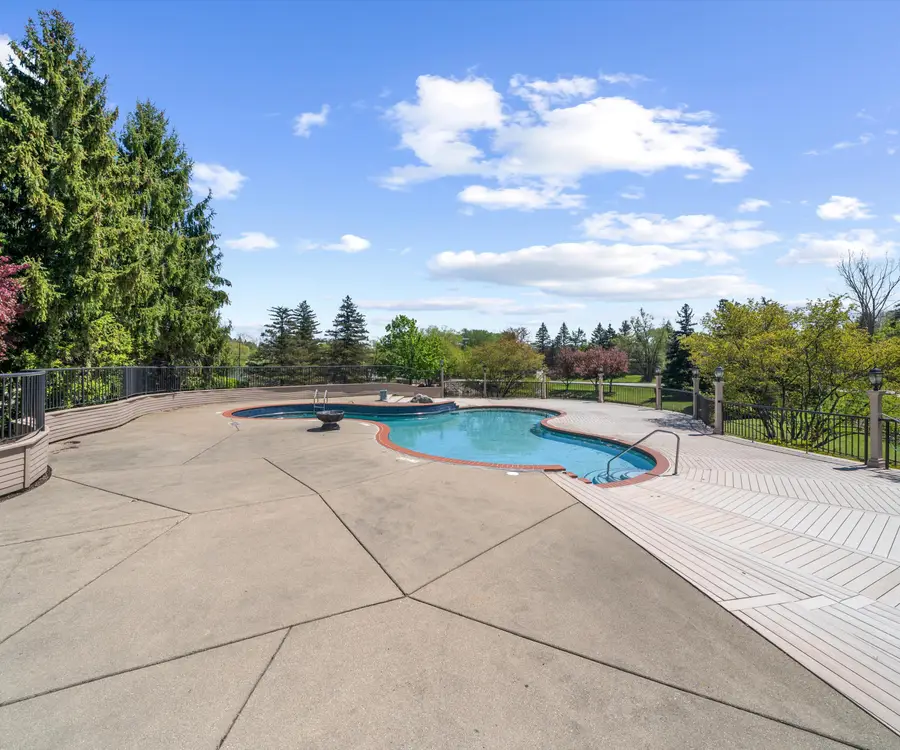 7288 Danbrooke Court, West Bloomfield, MI 48322 - #2