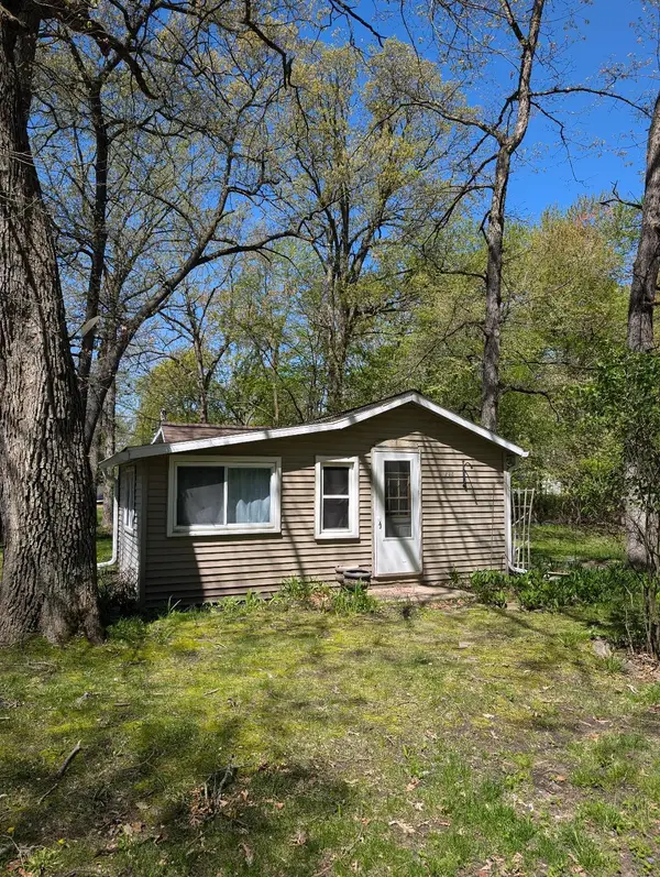216 Portage Lake Road, Munith, MI 49259