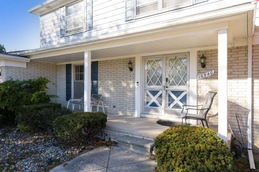 16940 Jeanette Street, Southfield, MI 48075 - #2