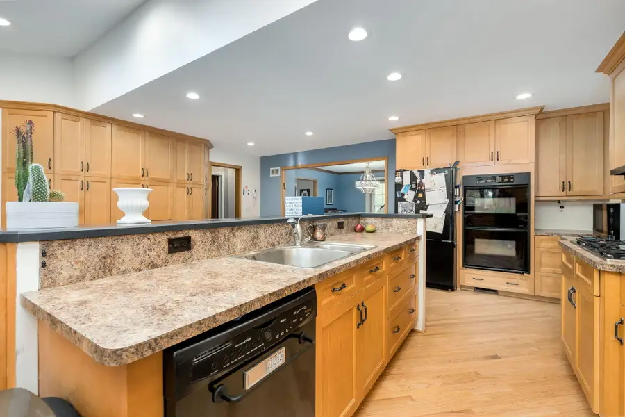 16940 Jeanette Street, Southfield, MI 48075 - #3