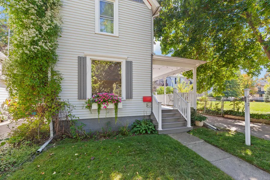 612 N Clinton Street, Adrian, MI 49221 - #2