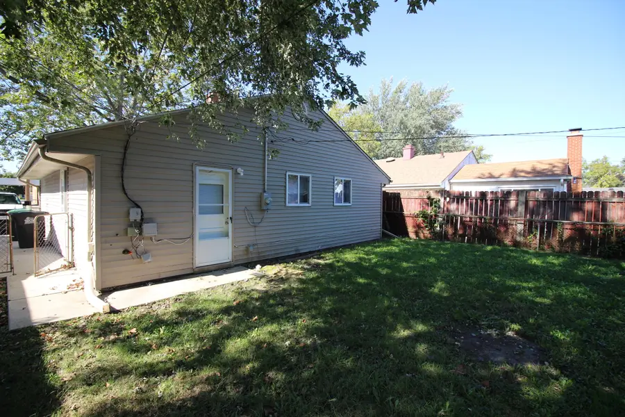 8071 Roosevelt Street, Taylor, MI 48180 - #3
