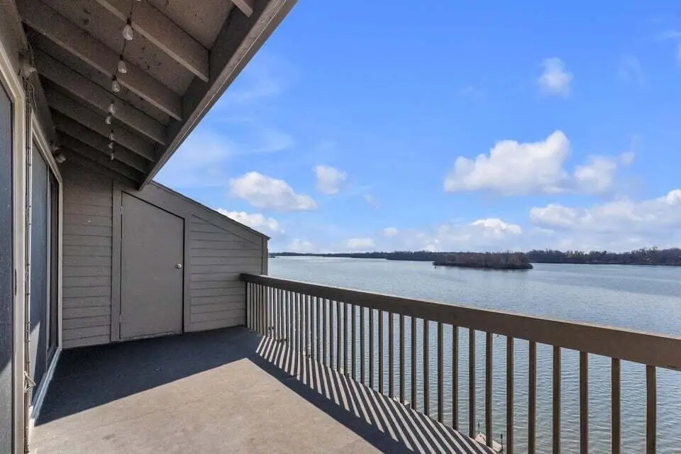 820 Cliffs Drive Unit: 306, Ypsilanti, MI 48198 - #1