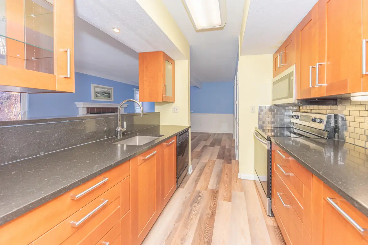 2407 Packard, 43E Street, Ann Arbor, MI Yes - #1