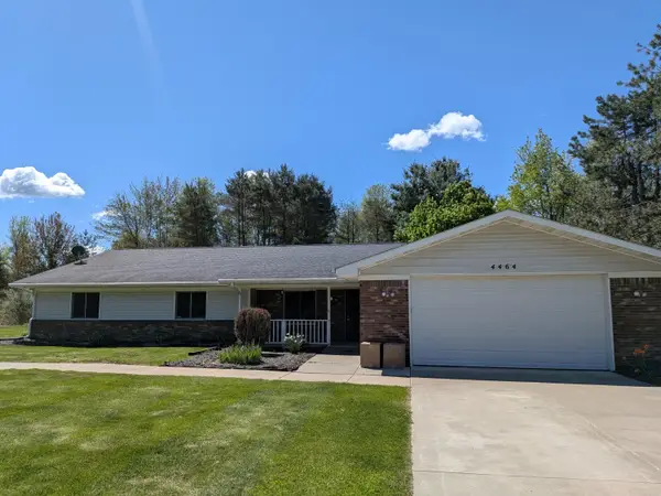 4464 Fisher Estates Lane, Bruce, MI 48065