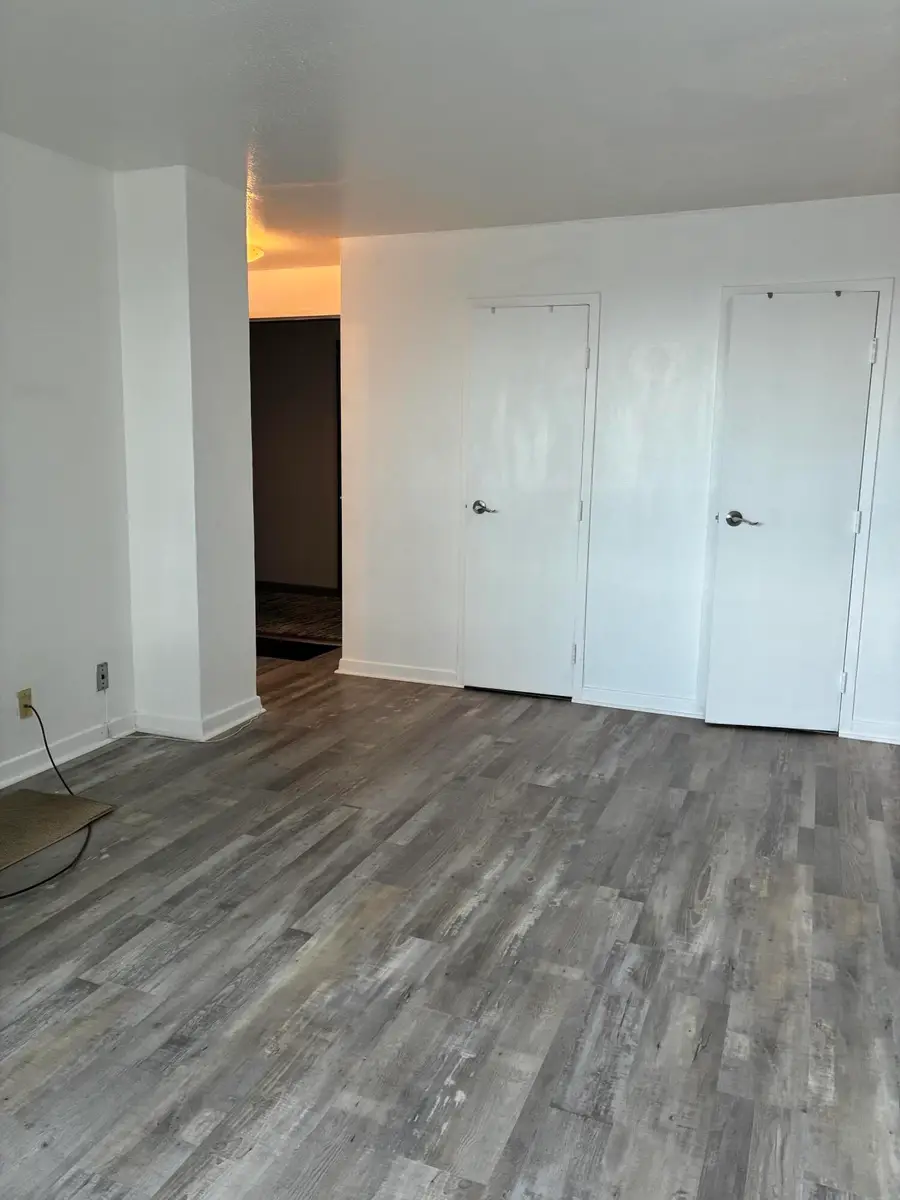 8900 E Jefferson Avenue Unit: 632, Detroit, MI 48214 - #3