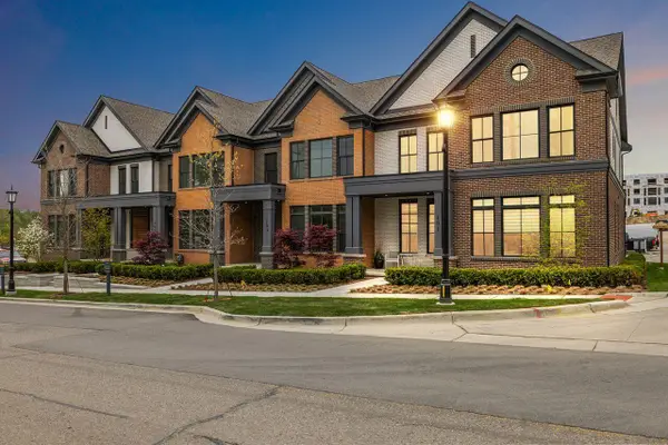 101 S Griswold Street, Northville, MI 48167