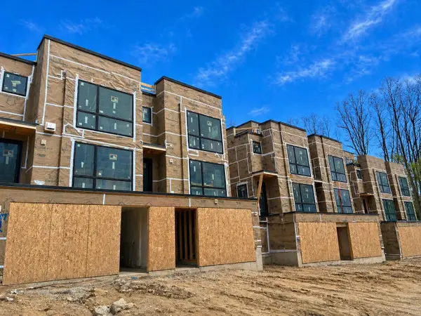 1124 Longshore Drive Unit: Unit #1, AnnArbor, MI 48105