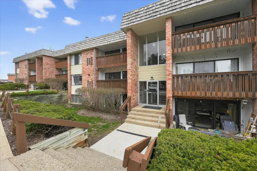 2140 Pauline Boulevard Unit: 206, Ann Arbor, MI 48103 - #2