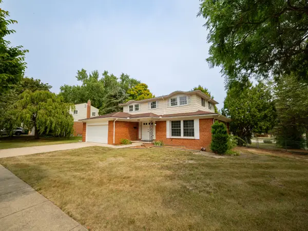 3340 Bluett Drive, AnnArbor, MI 48105