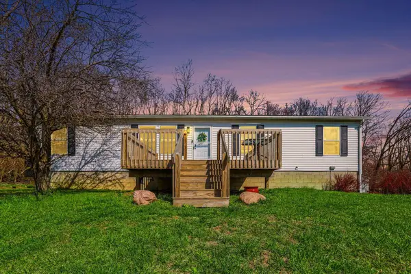 9491 Thorne Road, Horton, MI 49246