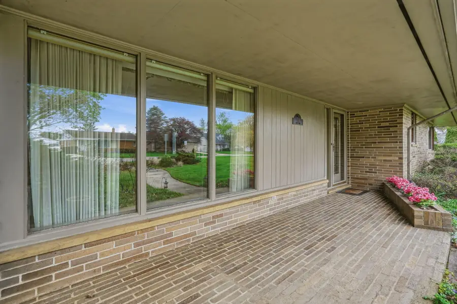 509 Mills Road, Saline, MI 48176 - #2