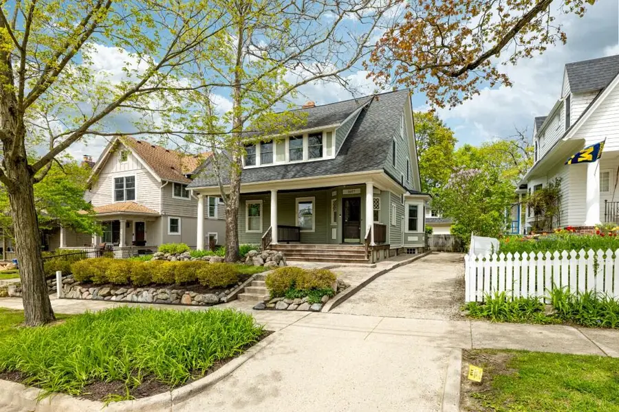 1607 S University, Ann Arbor, MI 48104 - #2