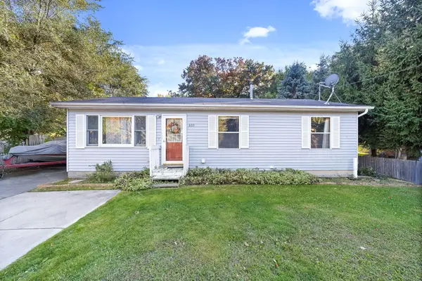 809 W Northrup Street, Lansing, MI 48911