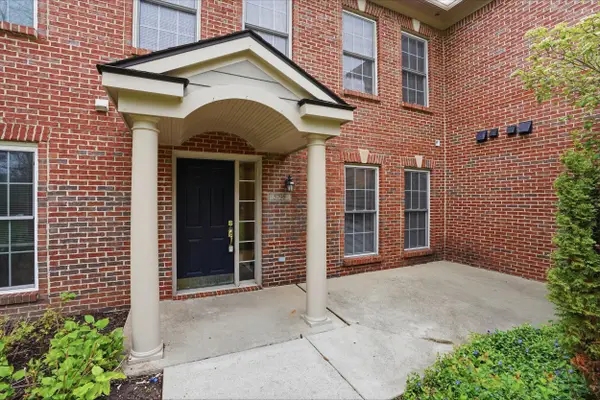 5796 Hampshire Lane, Ypsilanti, MI 48197