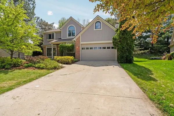 254 Hunters Trail, AnnArbor, MI 48103