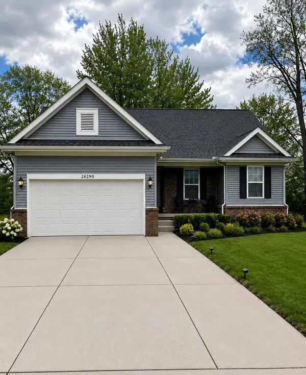 26338 Pine Gate Drive Unit: 9, NewBaltimore, MI 48051