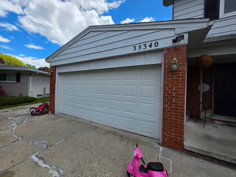 35340 Monza Court, Sterling Heights, MI 48312 - #3
