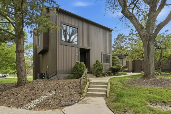 18 Northwick Court, AnnArbor, MI 48105