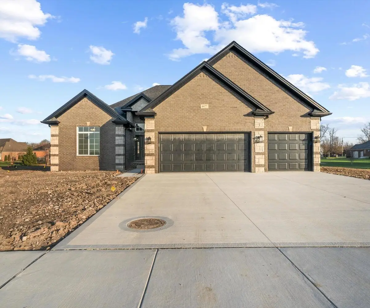 8525 Cobblestone Drive, Newport, MI 48166 - #1