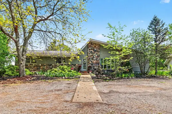 165 East Avenue, GrassLake, MI 49240