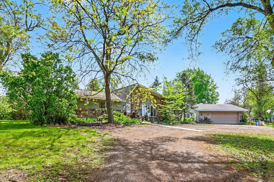 165 East Avenue, Grass Lake, MI 49240 - #2