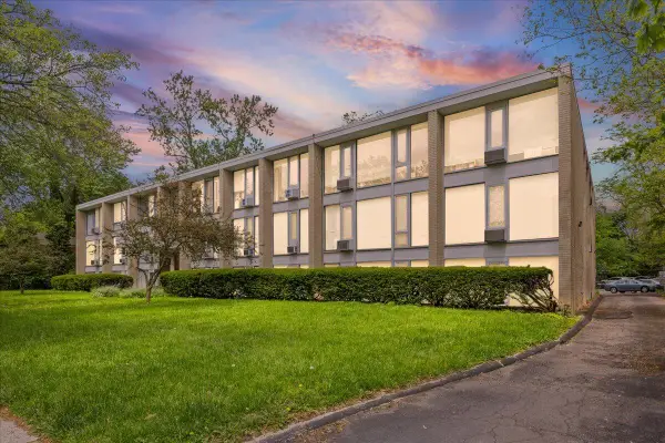 1531 Packard Street Unit: 13, AnnArbor, MI 48104