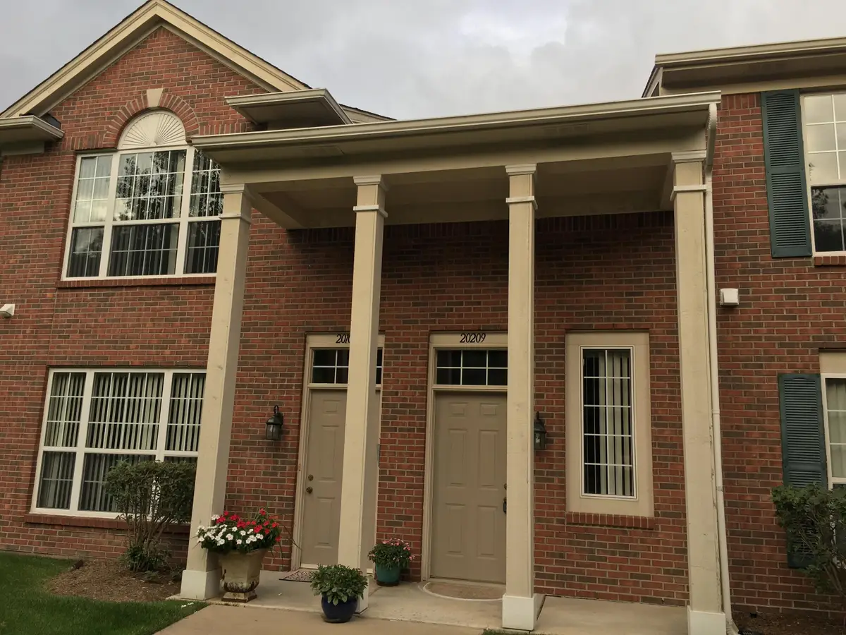 20209 Chesapeake Circle, Commerce, MI 48390 - #1