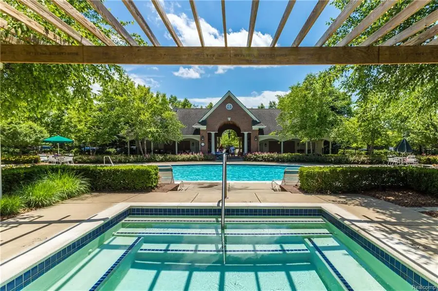 20209 Chesapeake Circle, Commerce, MI 48390 - #2