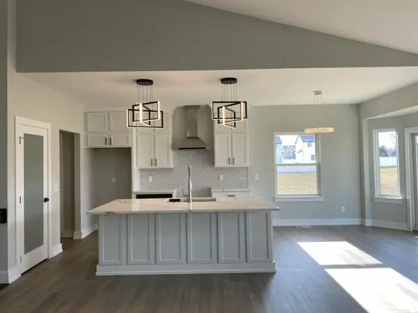 546 Falcon Drive Drive Unit: 259, Dundee, MI 48131