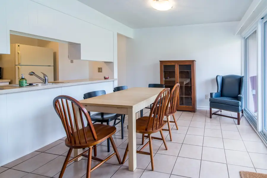 1809 Independence Boulevard Unit: 15B, Ann Arbor, MI 48104 - #2