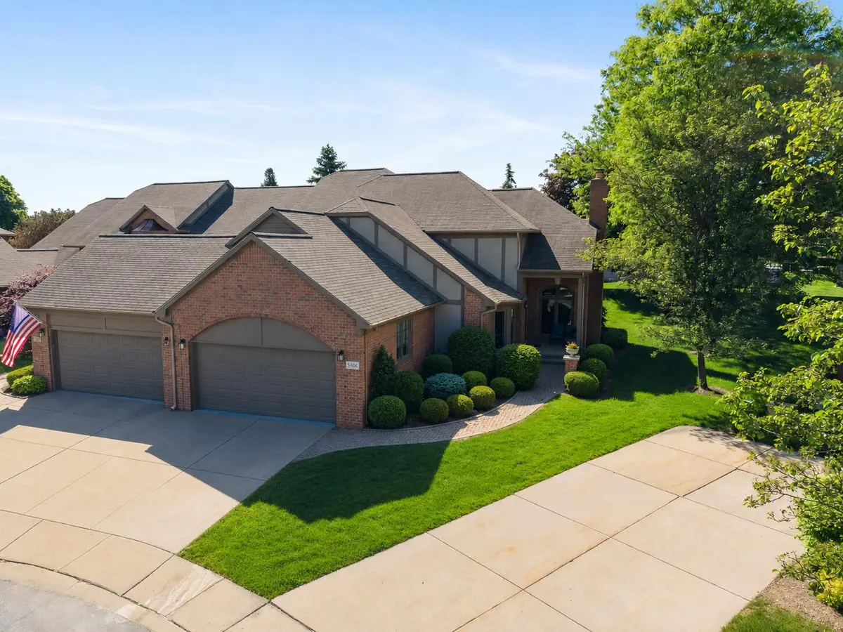 54661 Bellingham Drive, Shelby, MI 48316 - #1