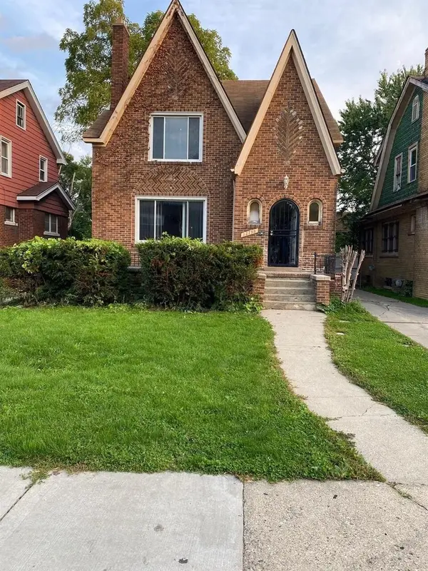 12798 Wilshire Drive, Detroit, MI 48213
