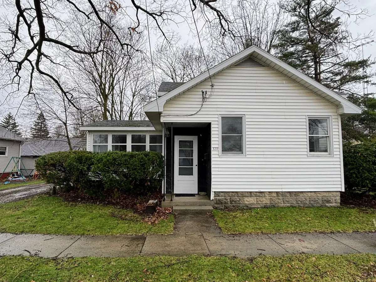 320 S East Street, Morenci, MI 49256 - #1