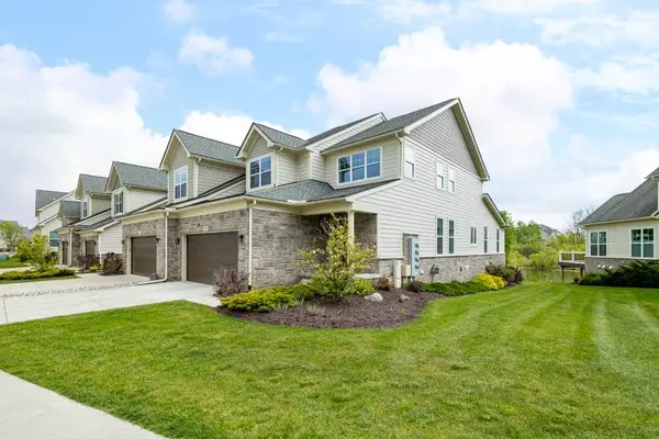 3031 N Spurway Drive, AnnArbor, MI 48105